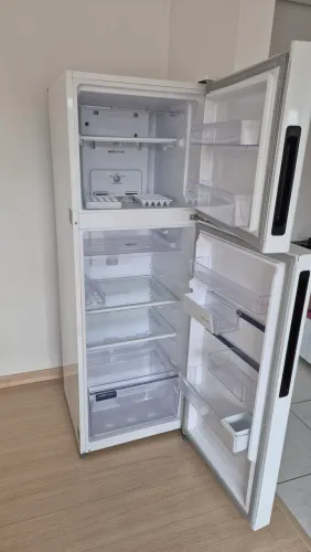 Refrigerador Electrolux Frost Free Duplex Branco 390L Efficient IF43 - 127V