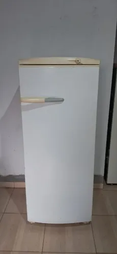 Vendo geladeira