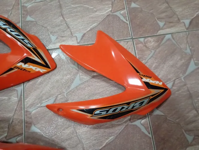 Venda de carenagem de moto Bros 150