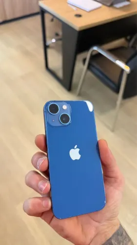 iPhone 13 mini azul semi novo 128gb