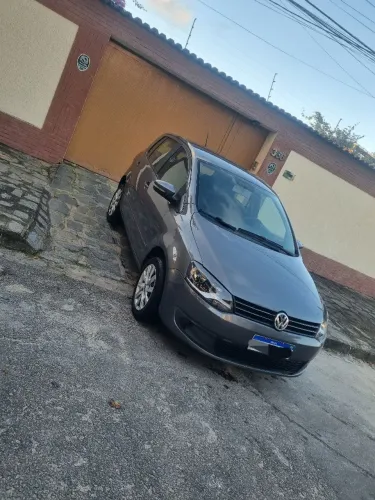Volkswagen Fox 1.0 MI Total Flex 8V 5P 2013