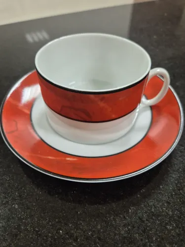 26 XICARAS CHÁ + 18 XICARAS CAFÉ