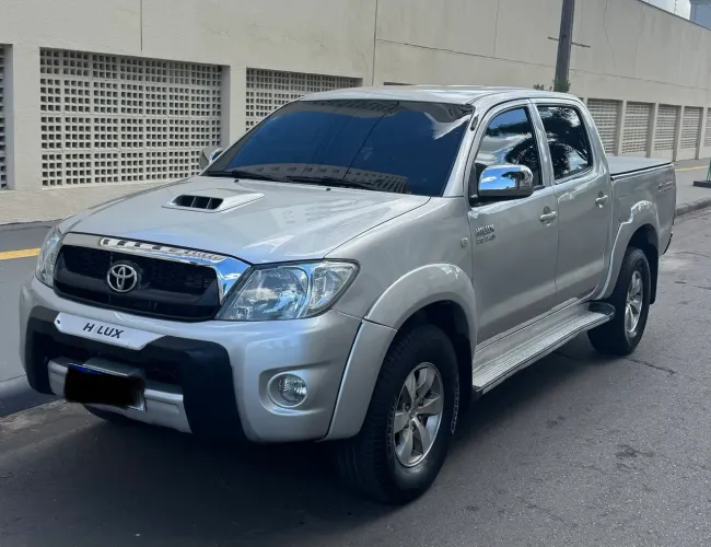 Toyota Hilux CD SRV D4-d 4X4 3.0 TDI Diesel AUT 2010