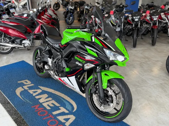 KAWASAKI NINJA 650 2021/2022 MUITO NOVA!