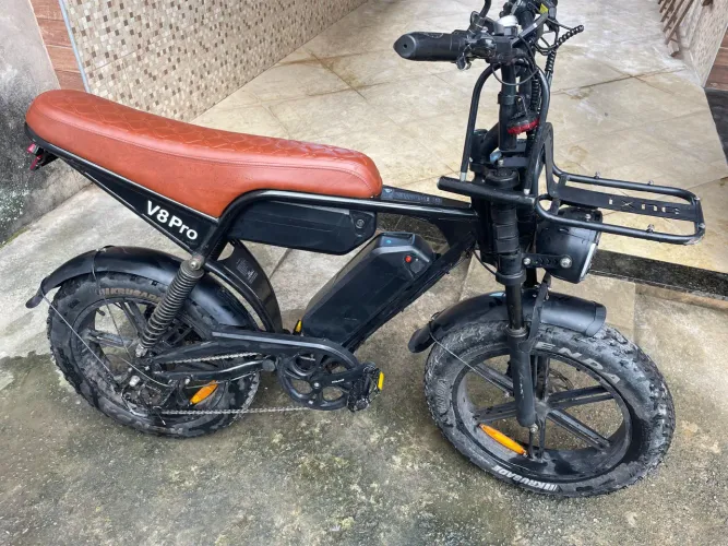 Bike v8 pro 2 baterias até 21 x no cartão usada nova 