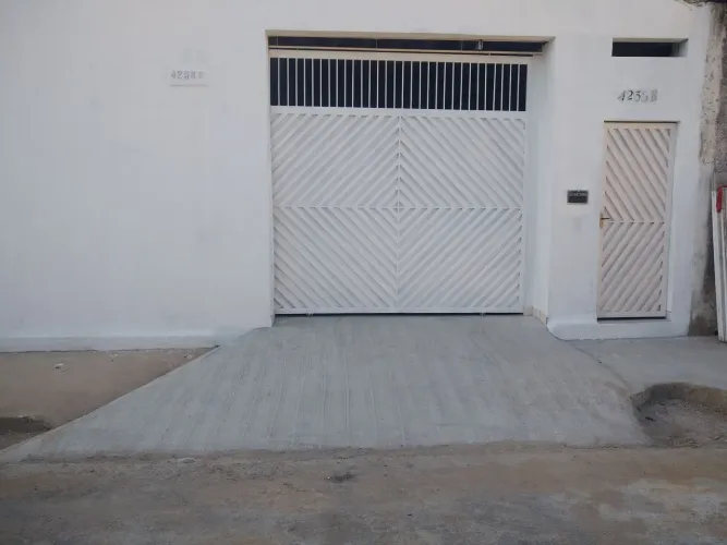 Galpao disponível Rua da Madeira