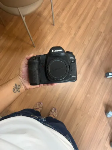 Máquina Canon Mark II 5D