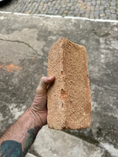 Tijolo Adobe centenário