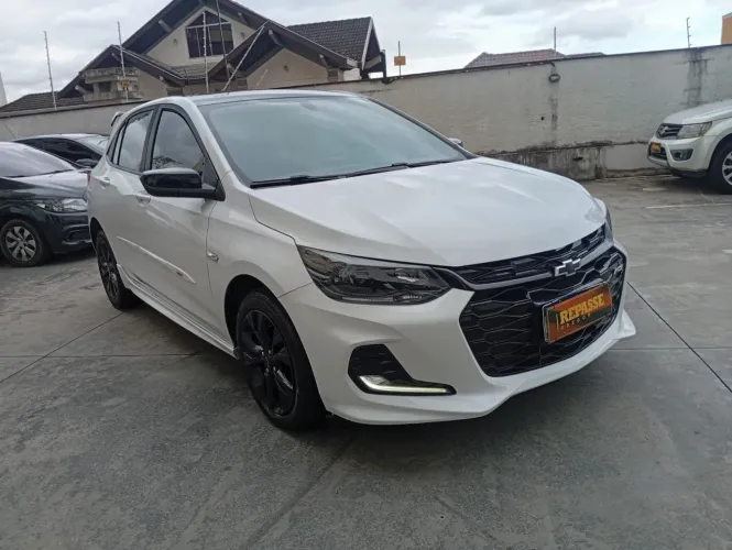 Chevrolet Onix RS 1.0 TB 12V Flex Aut. 4P 2021