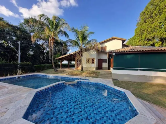 Casa com 4 dormitórios à venda, 400 m² por R$ 1.800.000,00 - Condomínio Alpes D'ouro - Bom