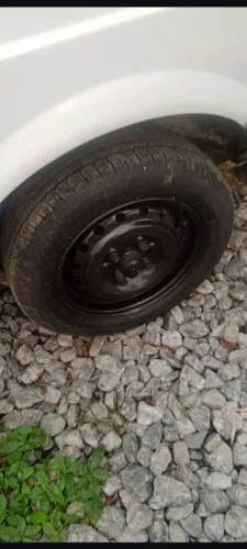 Vendo rodas de Fiat aro 13 só rodas