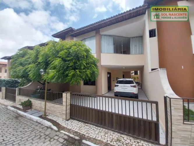 Casa com 3 dormitórios para alugar, 200 m² por R$ 5.393,10/mês - Sapiranga - Fortaleza/CE