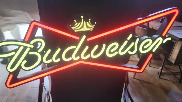 Placa luminosa budweiser