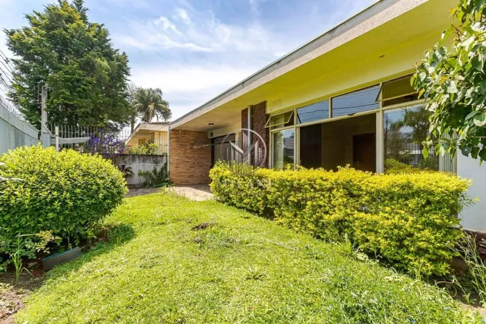 Oportunidade Rara no Bom Retiro  Residencial e Comercial com Grande Potencial