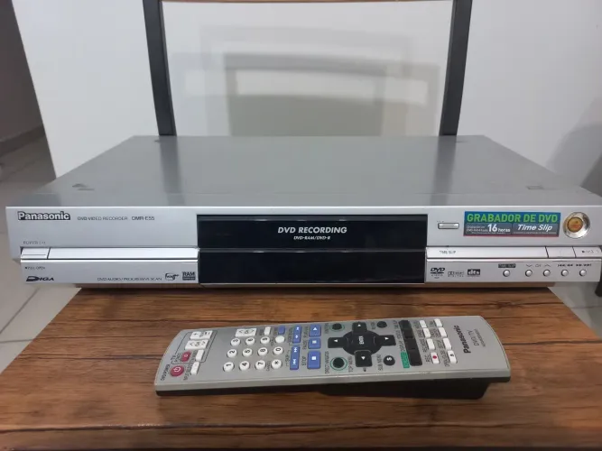 Gravador de DVD Panasonic DMR-E55