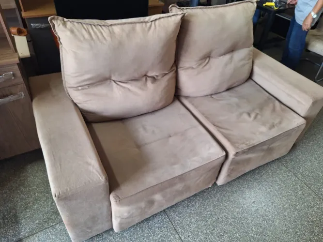 Sofa retratil e reclinável usado funcionando tudo ok ((ENTREGO GRATIS))