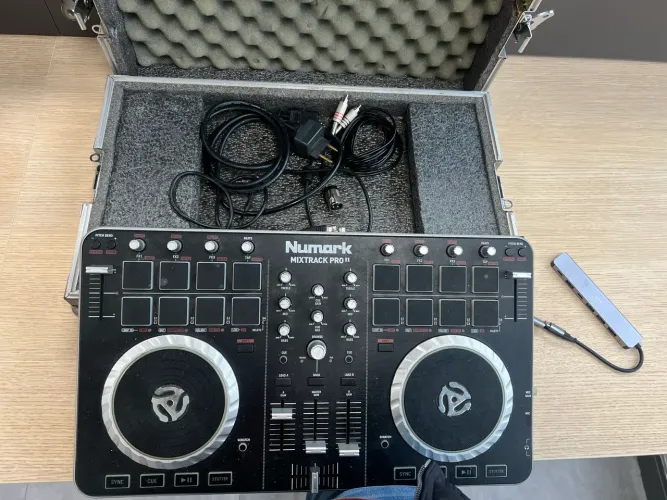 Numark Mixtrack Pro II