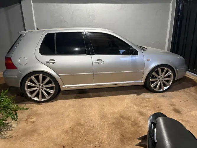 Volkswagen Golf 2.0/ 2.0 MI Flex Comfortline Aut. 2005