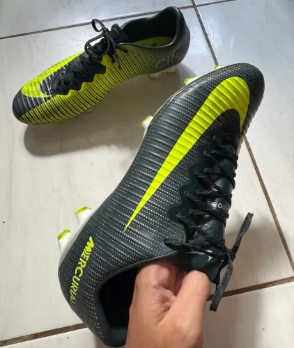 Chuteira Campo Nike Mercurial Vapor XI CR7