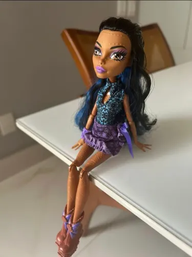 MONSTER HIGH
