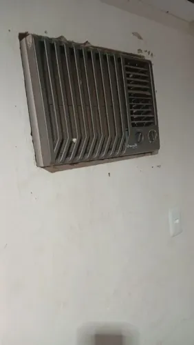 Ar condicionado de janela