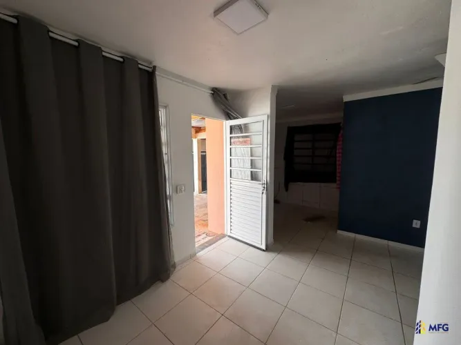 Casa à Venda - Conjunto Habitacional Vereador Ismael Ferreira de Souza - Barão de Antonina
