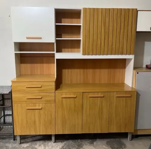 Armário de cozinha Lion com 7 portas - 1,79 de largura - 2 gavetas