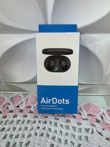 Fone De Ouvido Sem Fio AirDots Bluetooth Com Visor Digital Na Caixa