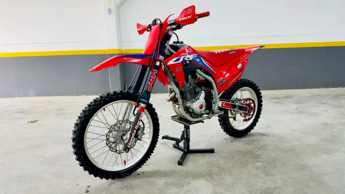 CRF 250 F VERMELHA 2024/2024