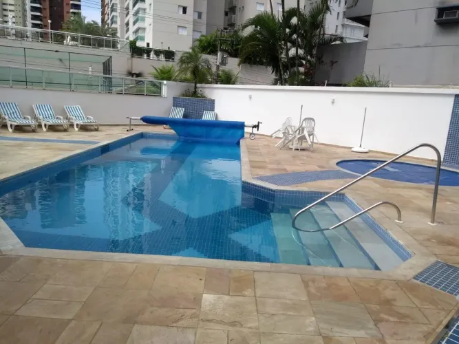 Apartamento para Locação Anual nas Astúrias | QVista Inteligência Imobiliária Guarujá