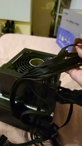 Fonte 600w gamemax 