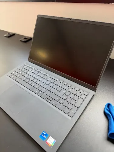 Notebook Dell Inspiron 15 3530 ? Intel Core i7 13ª geração