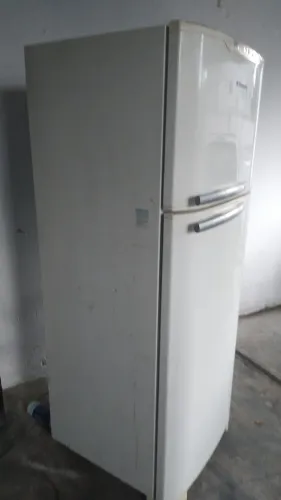 Geladeira Electrolux frosfree 110V