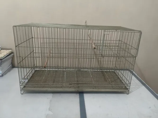 Vendo Gaiola criadeira 70x30 aramil, 1 ano de uso