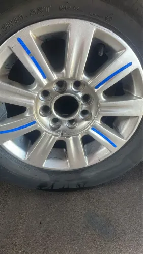 Calotas com rodas aro 13 Fiat