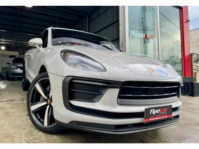 Porsche Macan T 2.0 Turbo 2024