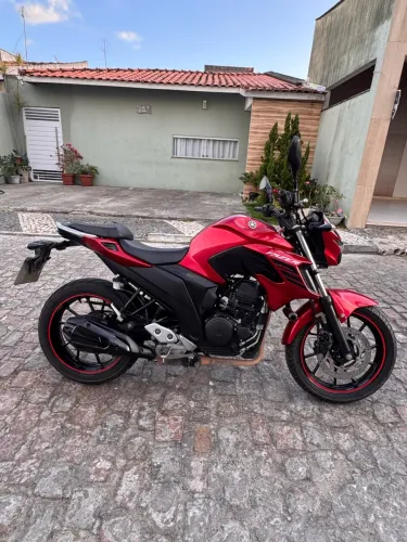 YAMAHA FAZER 250 FZ25