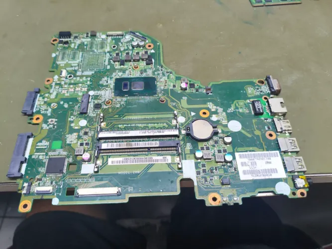 Placa Mãe Acer E5-574 F5-572 V3-575 Da0zrwmb6g0