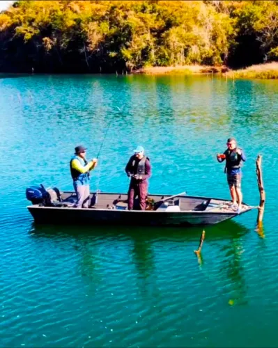BARCO CARRETINHA E MOTOR YAMAHA