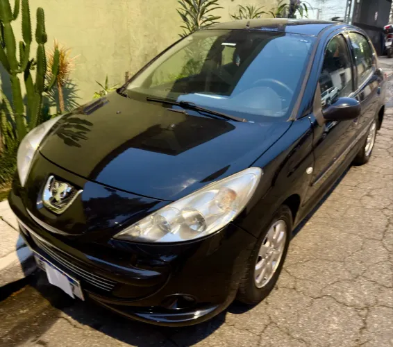 Peugeot 207 XR Sport 1.4 Flex 8V 5P 2012
