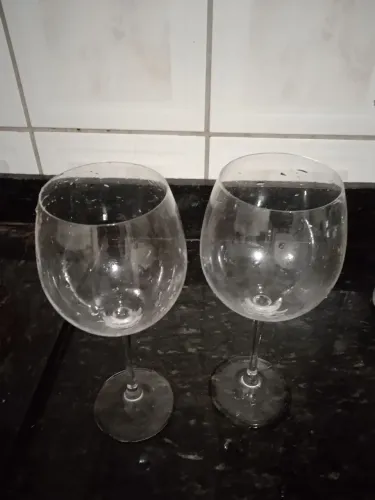 2 taças grandes de cristal 