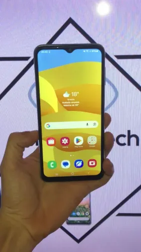 Galaxy M23 5G Samsung verde-claro seminovo