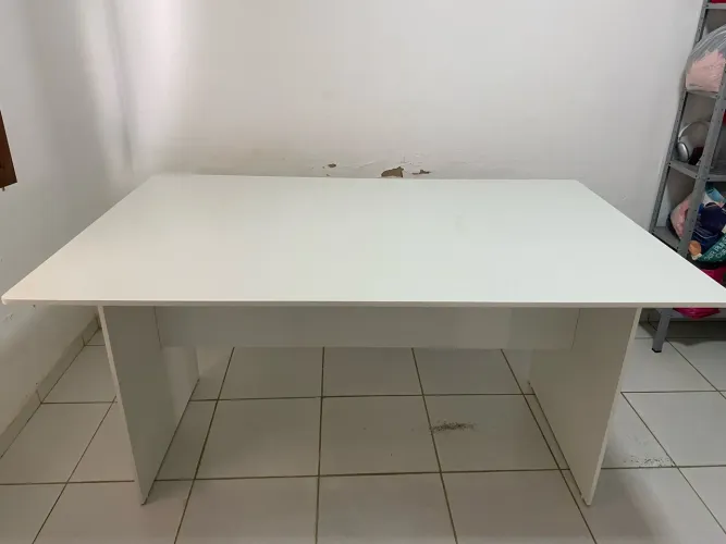 MESA DE MDF