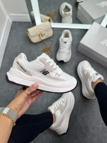 Tênis esporte New balance 