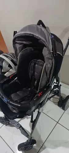 Kit carrinho bebê moises e bebe conforto