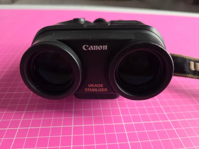 Binóculo canon 