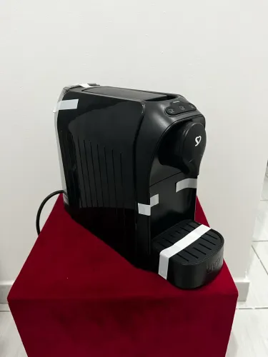 Cafeteira Passione Automática Multipressão Três Corações Preto Brilhante