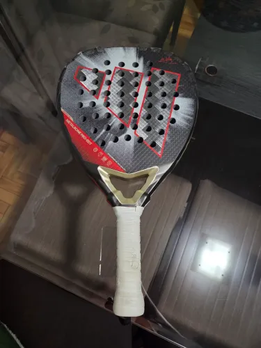 Raquete Adidas Metalbone edição limitada 2026