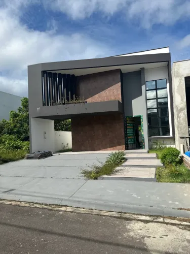 Casa de Alto Padrão no Condomínio Vivenda das Marinas - Oportunidade