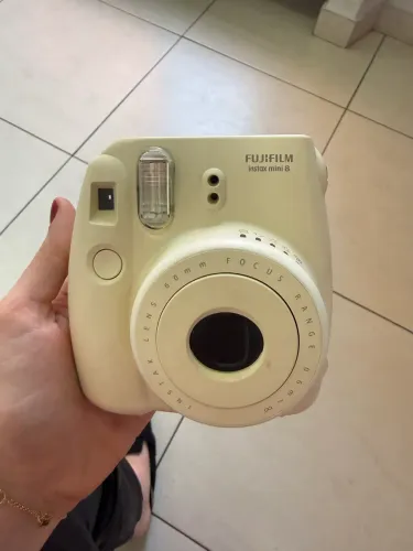 Câmera fujifilm instax mini 8